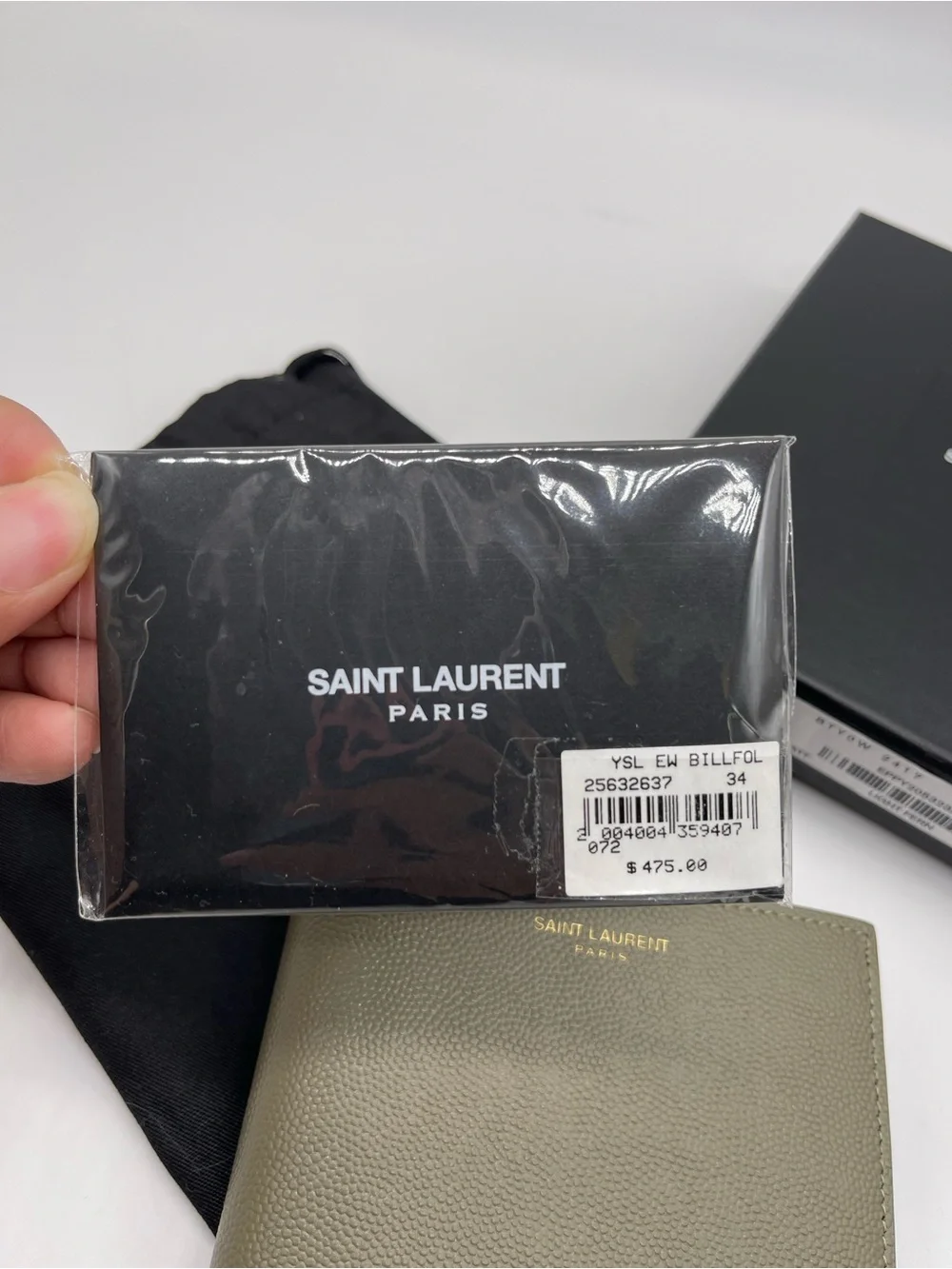 NIB Saint Laurent Paris East/West Bifold Wallet Grain De Poudre Light Fern Green